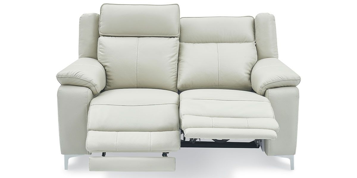 Canapé_relaxation_électrique_2_places_en_cuir_KARA_-_Gris_clair_2_LaMaisonDuCanapé