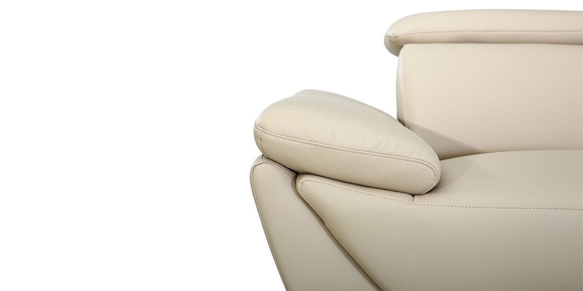 Fauteuil_Design_en_cuir_LEA_-_Beige_7_LaMaisonDuCanapé