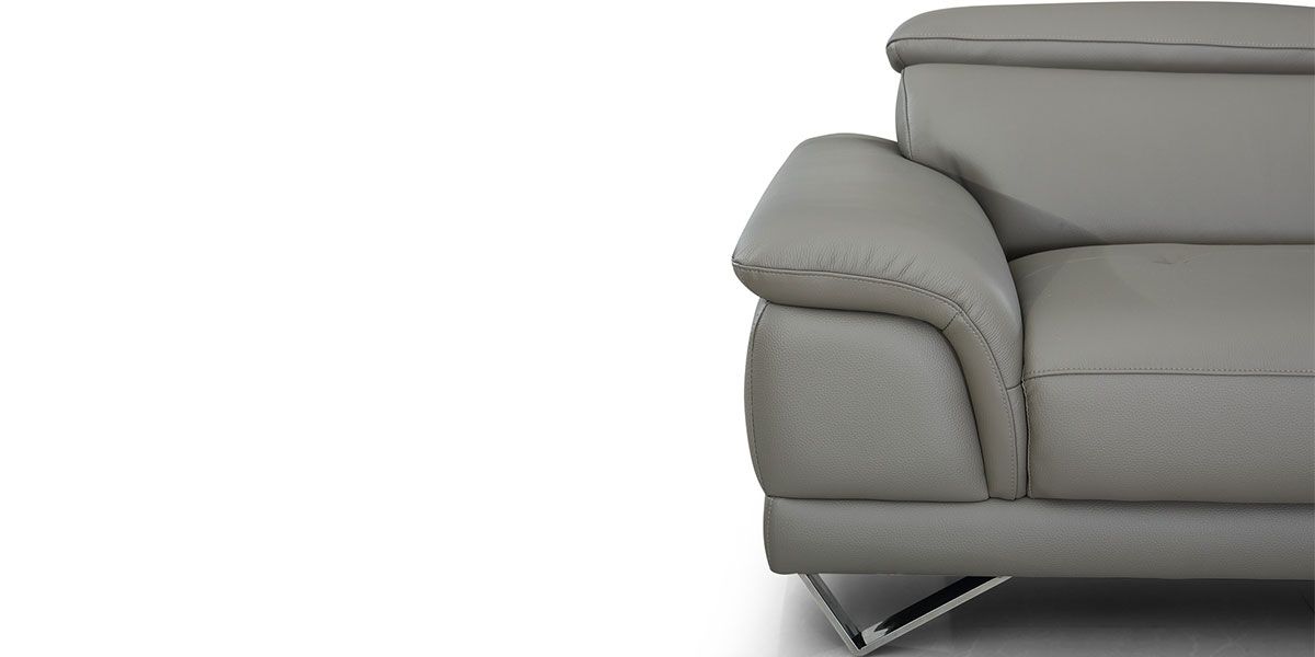 Fauteuil_Design_en_cuir_BRAME_-_Gris_9_LaMaisonDuCanapé
