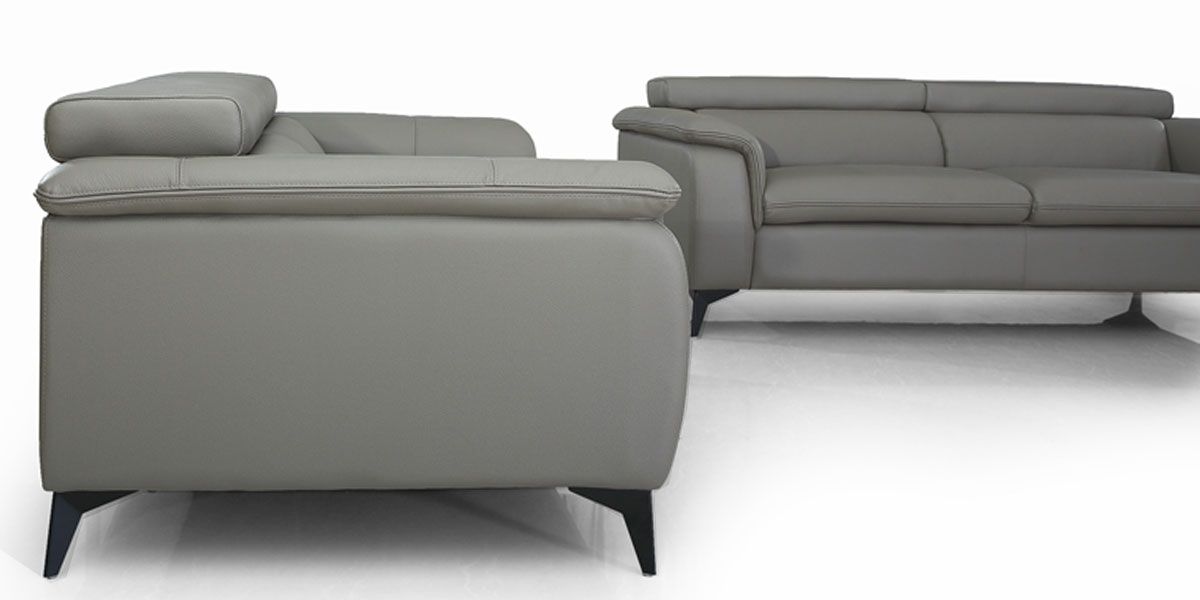 Canapé_3_places_en_cuir_NEYLA_-_Gris_7_LaMaisonDuCanapé