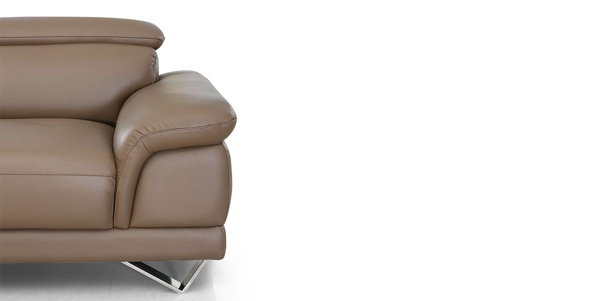 Fauteuil_en_cuir_BRAME_10_LaMaisonDuCanapé