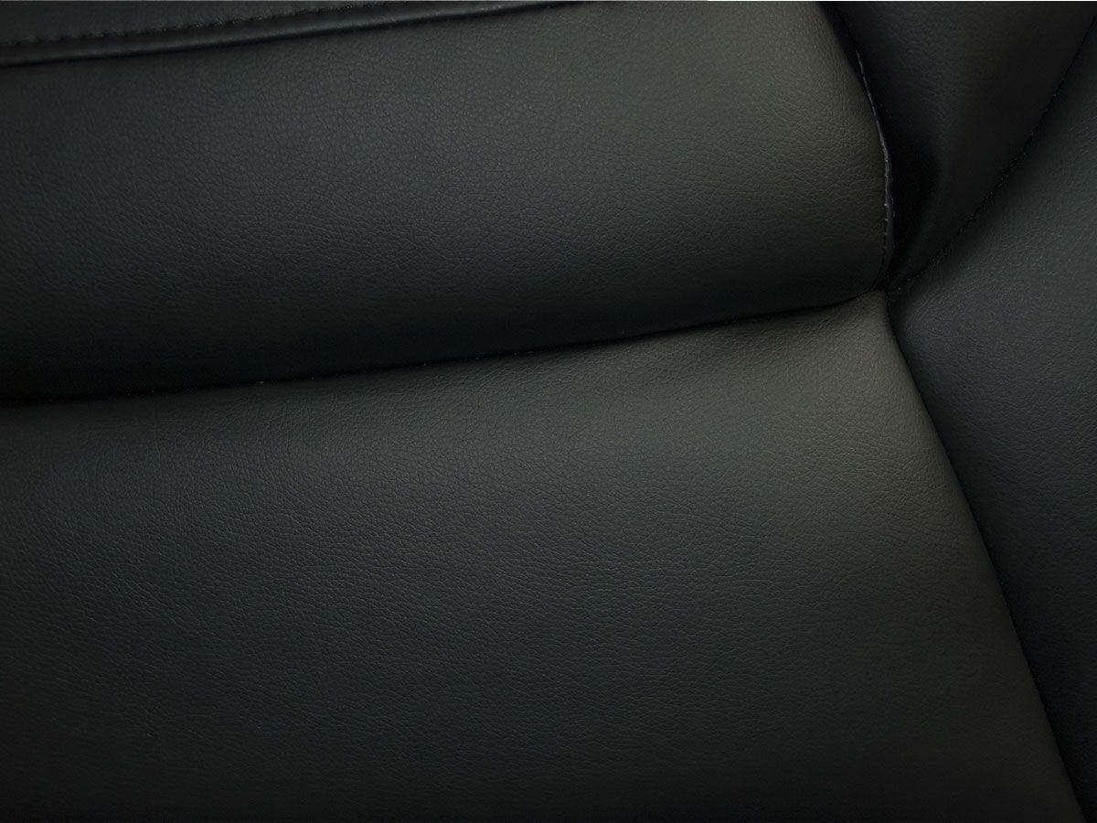 Fauteuil_cuir_noir_CORAL_4_LaMaisonDuCanapé