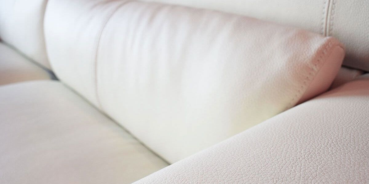 Canapé_3_places_en_cuir_beige_EVASION_2_LaMaisonDuCanapé