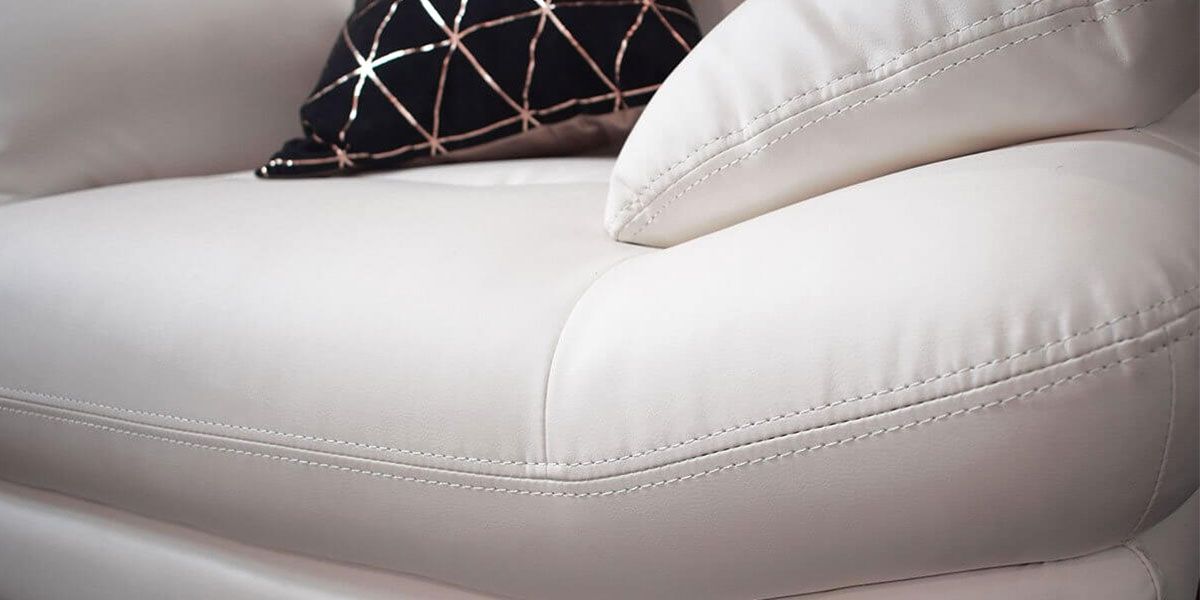 Fauteuil_en_cuir_CARLTON_7_LaMaisonDuCanapé