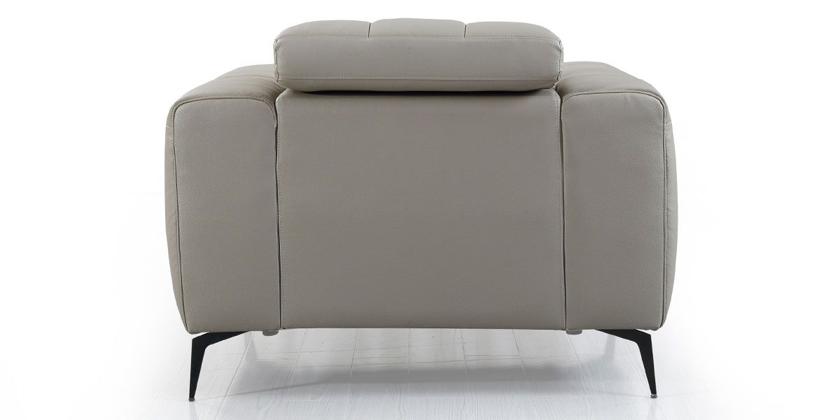 Fauteuil_cuir_Design_KIKO_–_Beige_4_LaMaisonDuCanapé