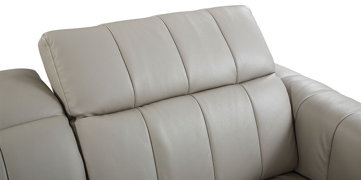 Fauteuil_cuir_Design_KIKO_–_Beige_6_LaMaisonDuCanapé