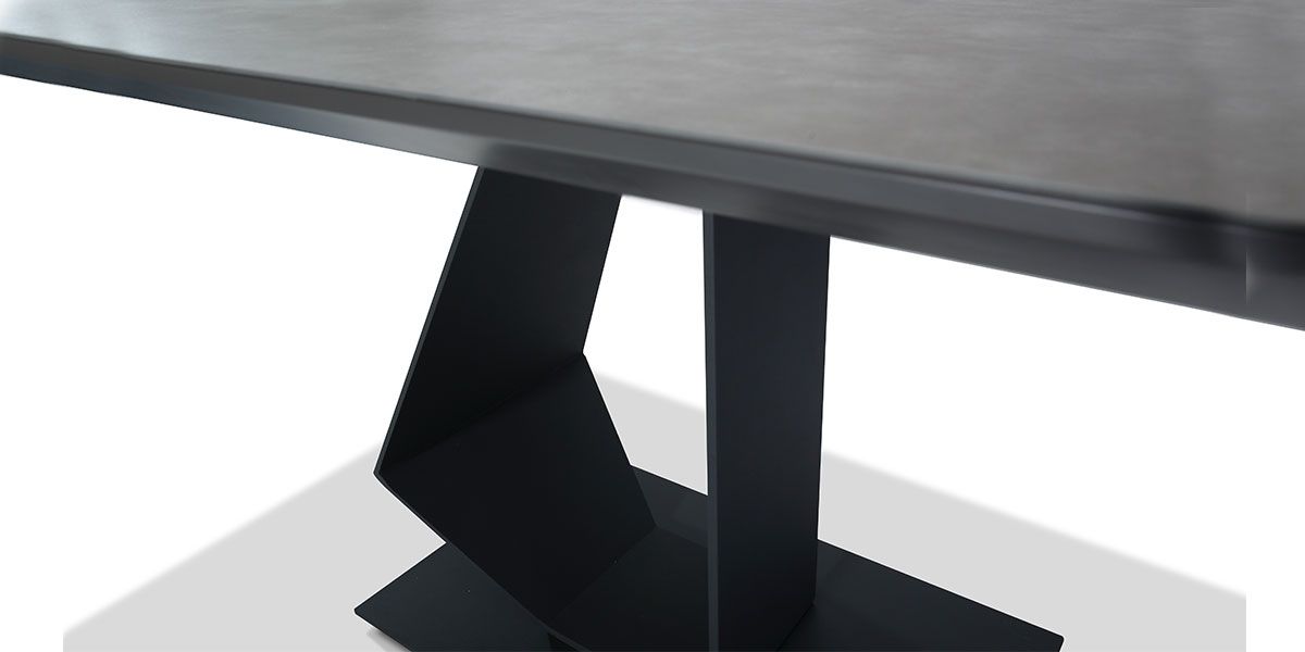 Table_à_manger_YUKA_-_Gris_4_LaMaisonDuCanapé