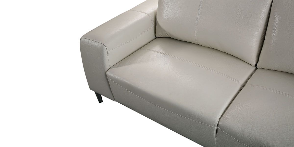 Canapé_3_places_en_cuir_avec_dossier_avance-recul__LOOLAK_–_Beige_10_LaMaisonDuCanapé