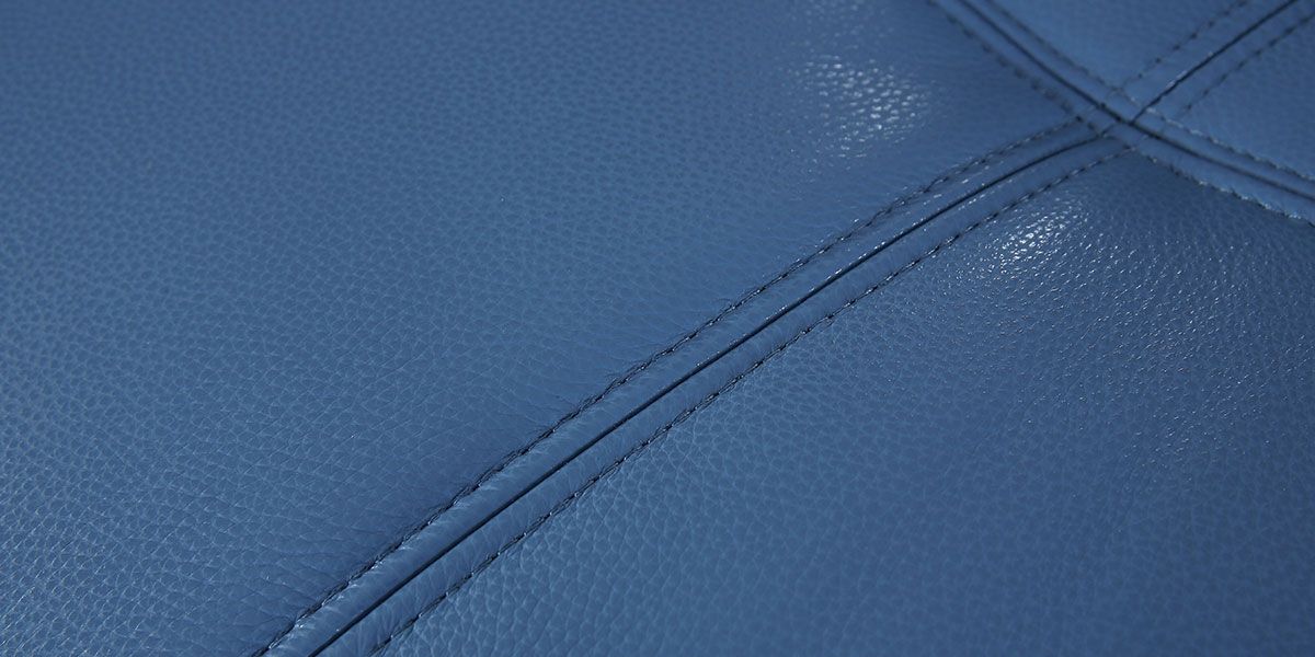 Canapé_3_places_Cuir_LENA_-_Bleu_8_LaMaisonDuCanapé