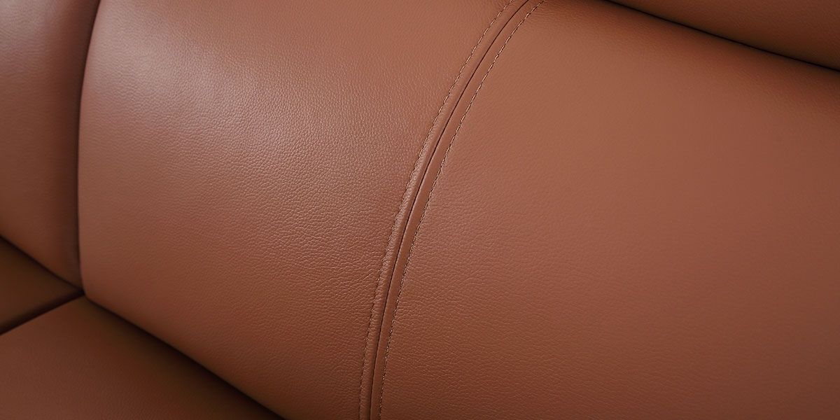Fauteuil_cuir_Design_ZAARA_-_Cognac_9_LaMaisonDuCanapé
