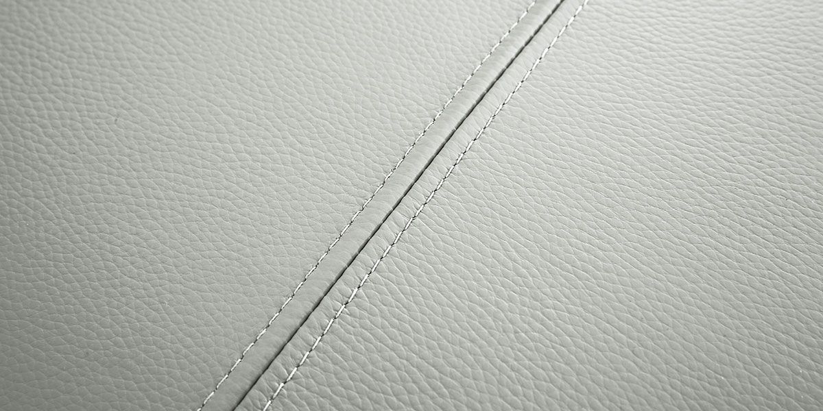 Canapé_d'angle_droit_en_cuir_KENZO_-_Gris_15_LaMaisonDuCanapé