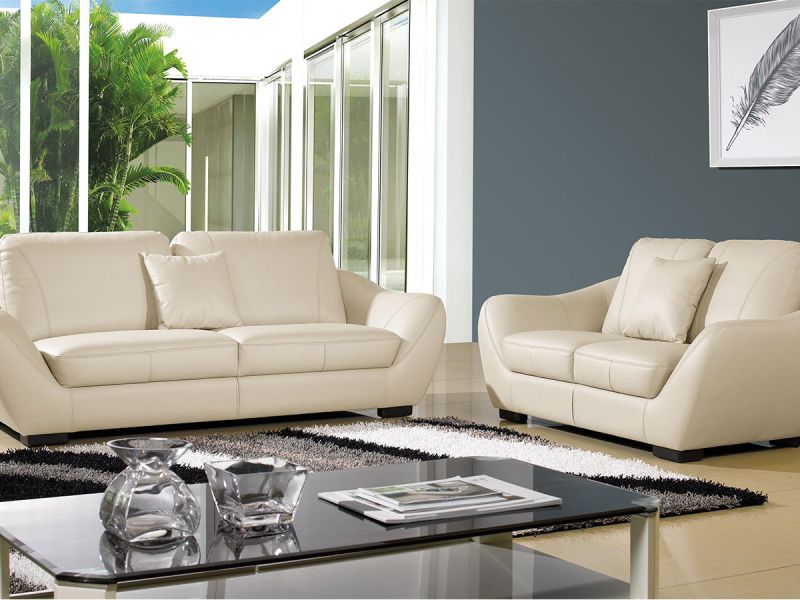 Fauteuil_en_cuir_beige_JULIETTA_LaMaisonDuCanapé