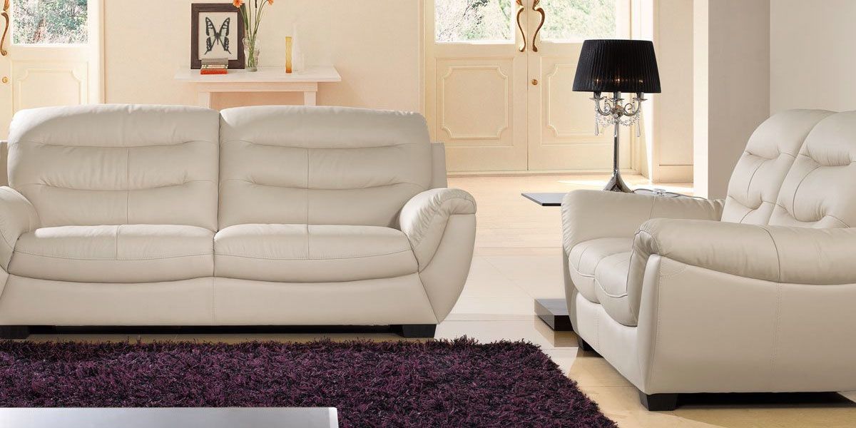 Fauteuil en cuir beige CORAL