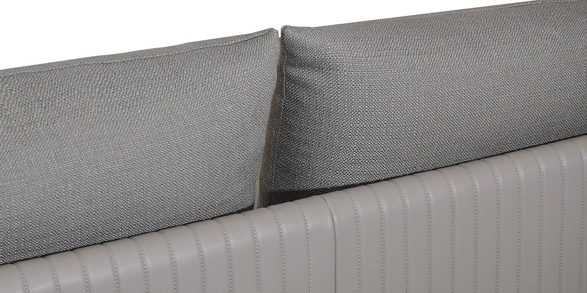 Fauteuil en tissu BOSEO - Taupe